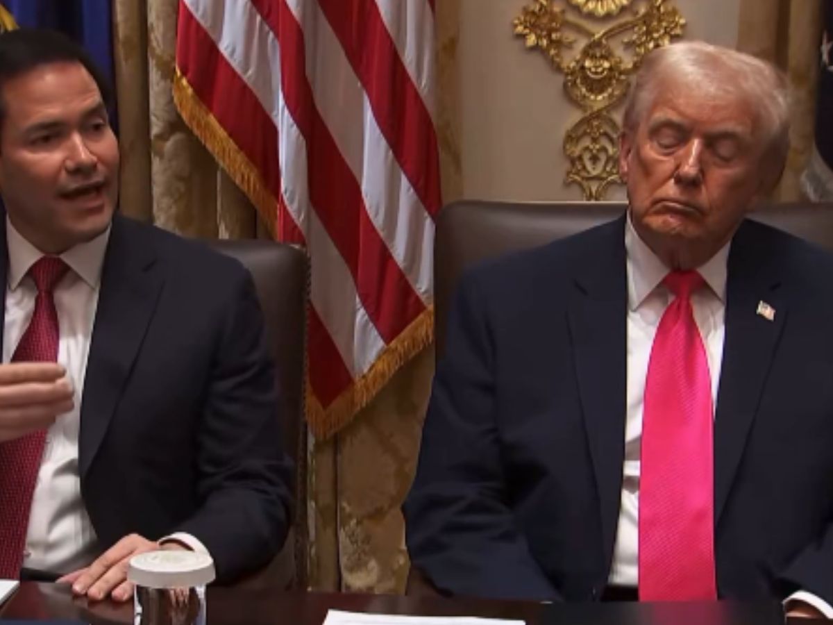 Donald Trump Struggles to Stay Awake During Lengthy Three-Hour Cabinet Meeting | WATCH