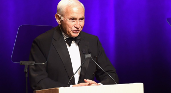 Who is Les Wexner? Ohio Billionaire Mentioned as Possible Co-Conspirator in Epstein Case