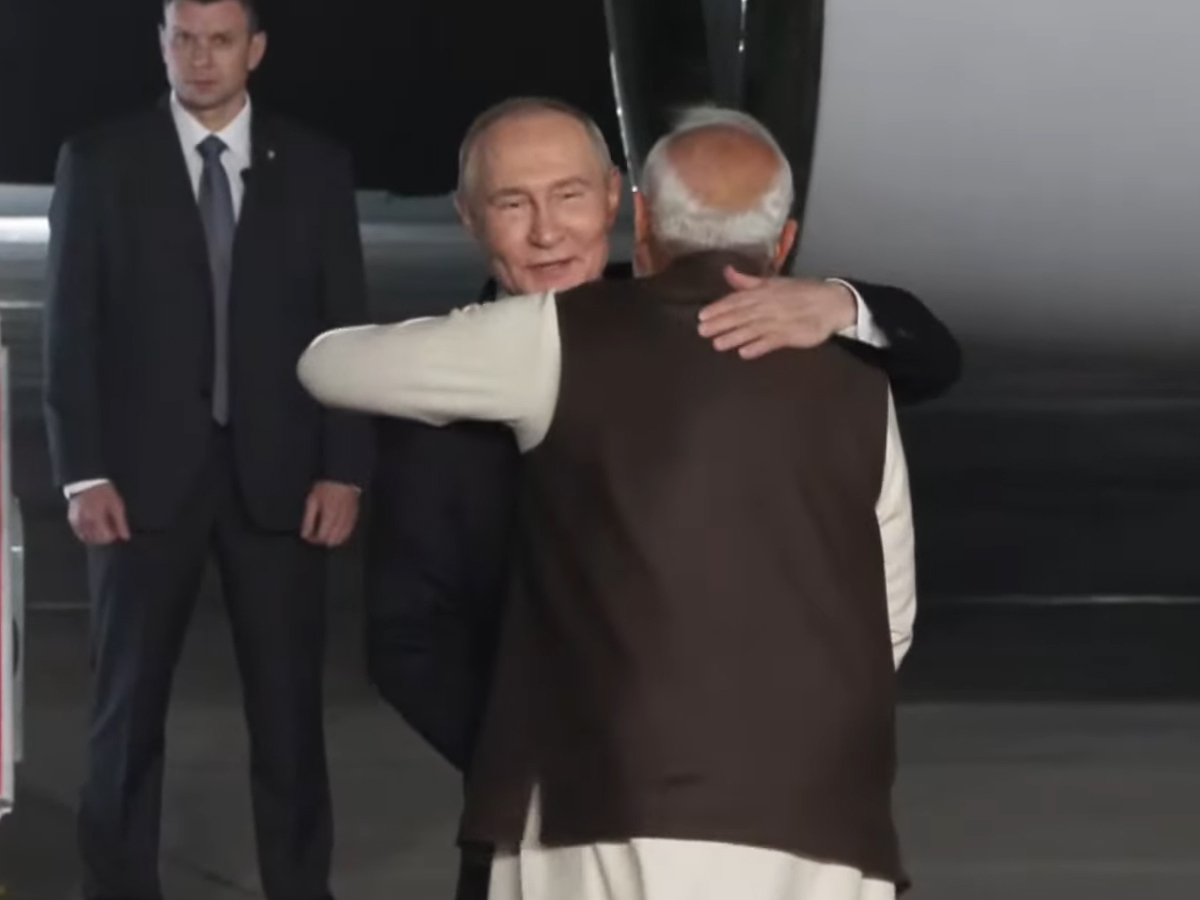 LIVE: Putin Arrives in New Delhi for Two-Day India Visit; PM Modi Breaks Protocol to Receive Him at Palam Airport | Watch - Photo Gallery