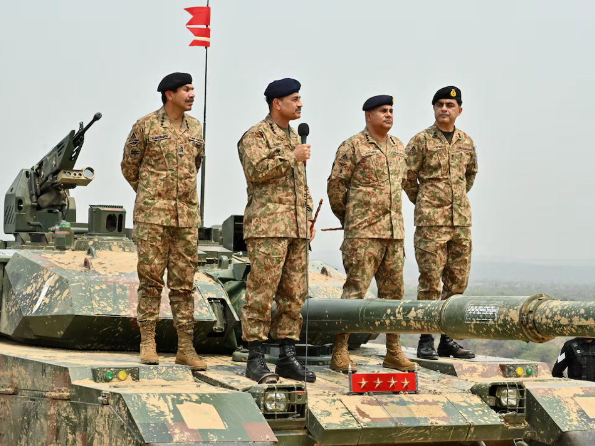 Pakistan Signs $4 Billion Weapons Export Agreement with Libya’s LNA