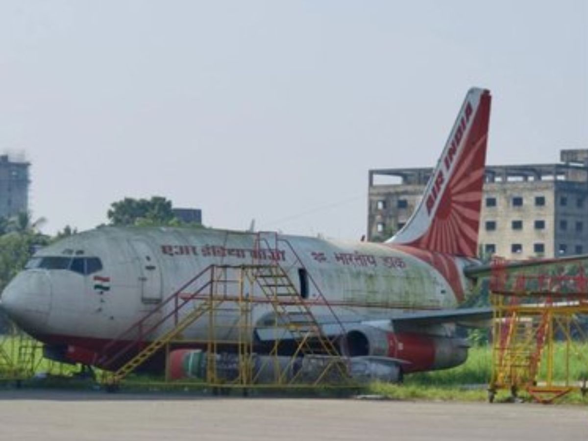 ₹1 Crore Parking Bill on Air India Boeing 737 Abandoned at Kolkata Airport for More Than 13 Years