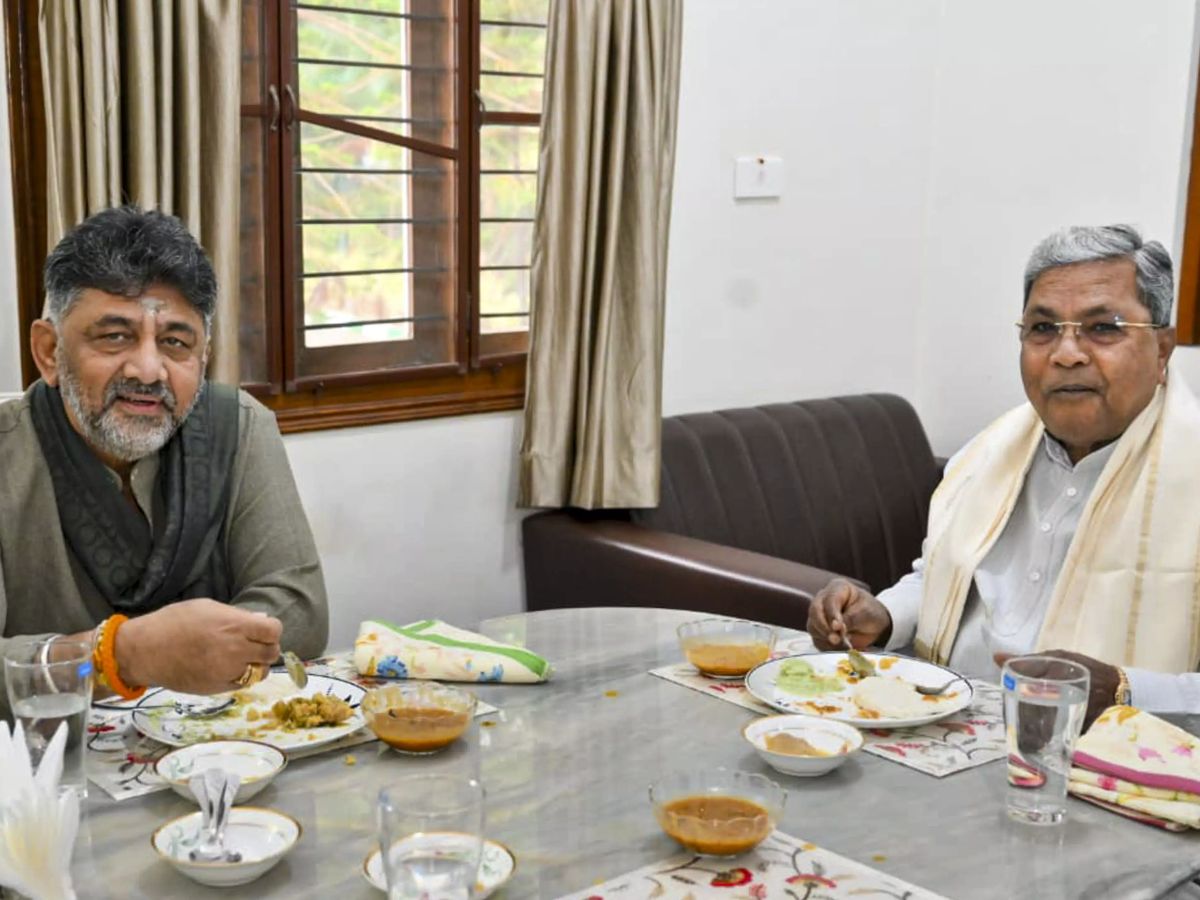 Siddaramaiah to Visit Shivakumar’s Home for Breakfast Amid Leadership Tussle Today