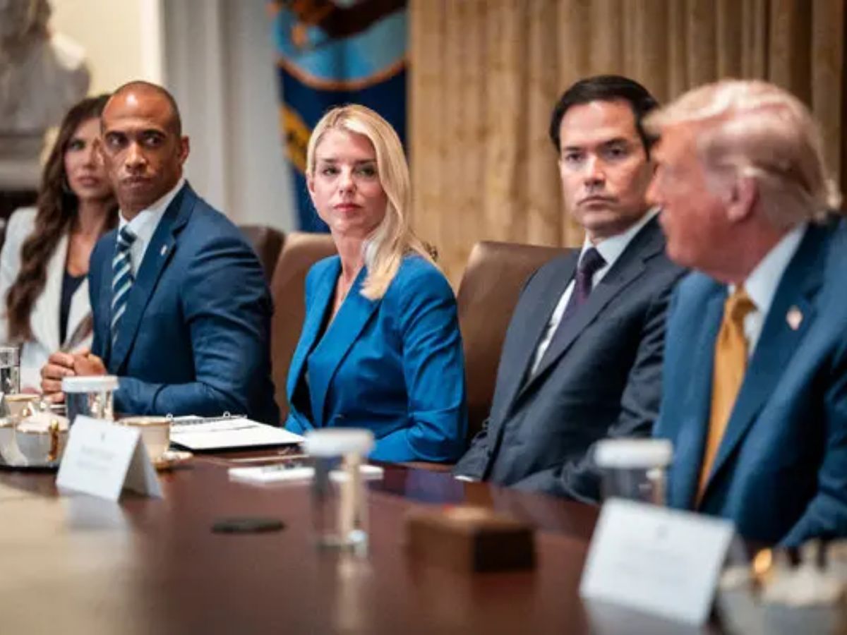 Epstein Files: 2019 Grand Jury Testimony Details Abuse, Recruiting & Trump Call