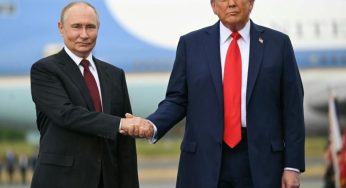 Trump Discusses Ukraine Peace Plan With Russian President Putin Before Meeting Zelensky