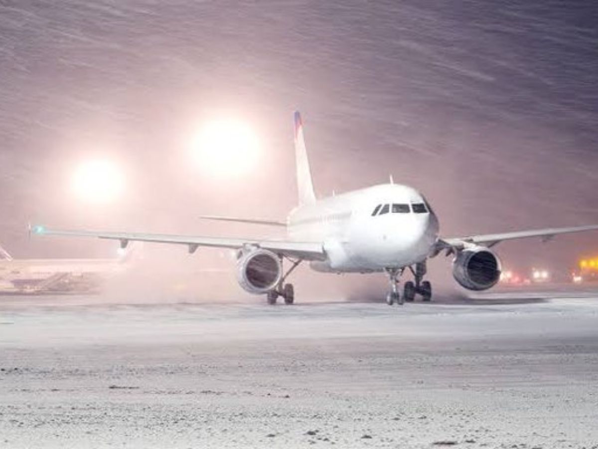 US Storm Devin: More Than 1,000 US Flights Cancelled as Winter Weather Disrupts Holiday Travel