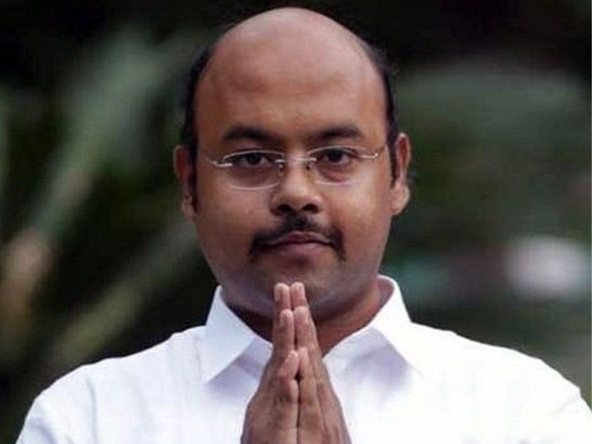 Who Is Yathindra Siddaramaiah? Know His Family, Career, Age, Wife, Education & Net Worth