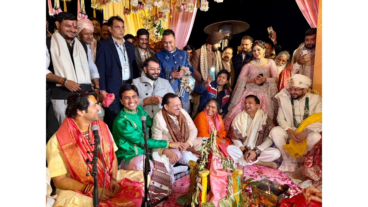 Ramesh Awasthi’s Son’s Wedding: Kanpur MP Proves That the Common Man Is the Biggest ‘VVIP’