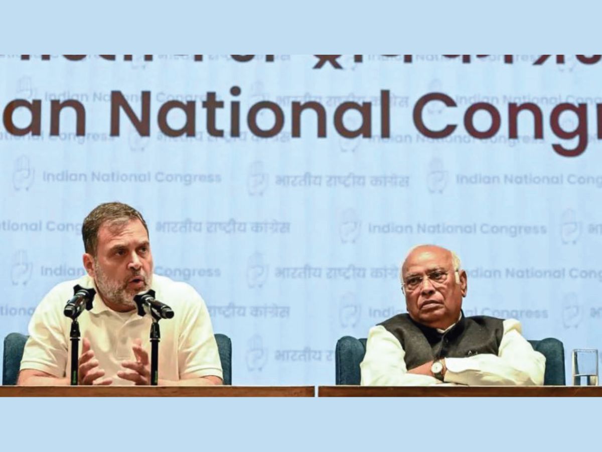 Right to work will be stolen: Rahul, Kharge warn MGNREGA workers on VB-G RAM G Act
