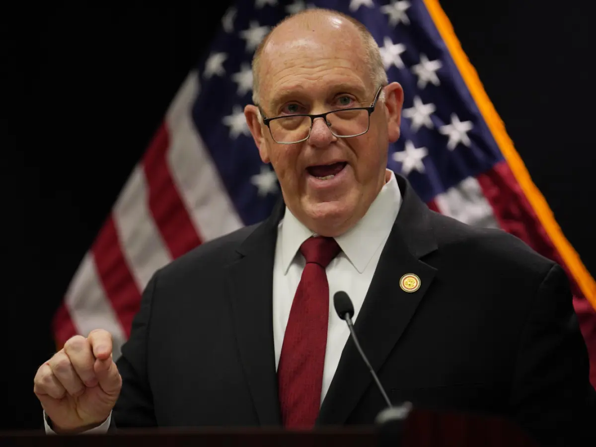 Trump’s border czar is pulling 700 immigration officers out of Minnesota