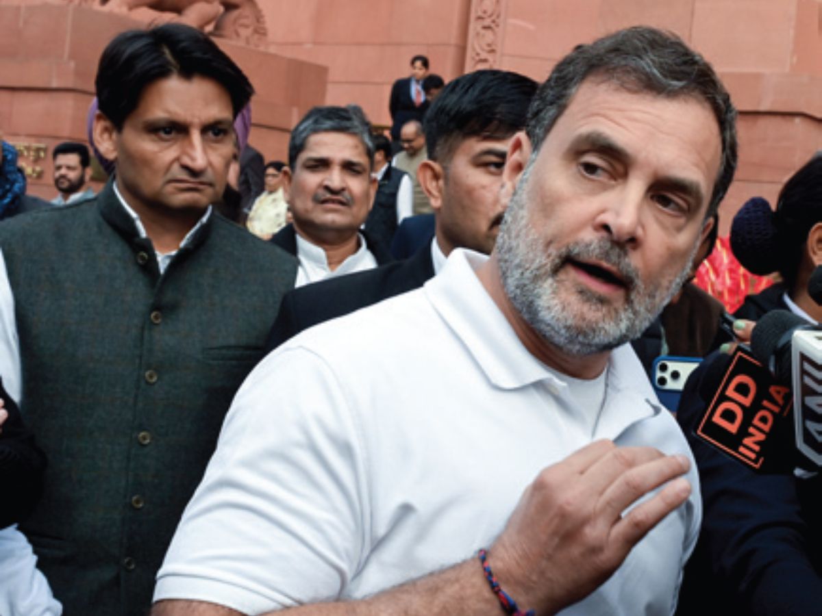 Rahul plays wrong card again by raising national security issue