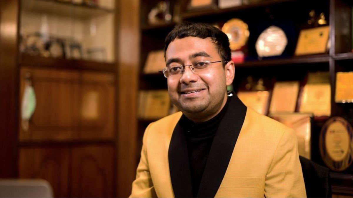 Kolkata’s Startup, Yes Sir Secures Funding to Expand Men-Only At-Home Massage and Grooming Services across India