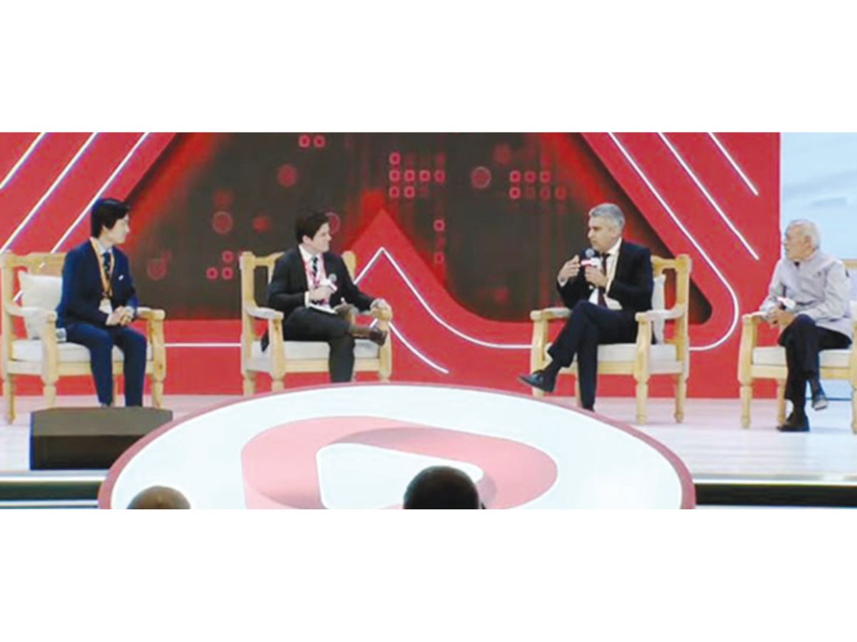 K. K. Aggarwal, Omar Besbes, Hansong Li debate future of learning in AI era