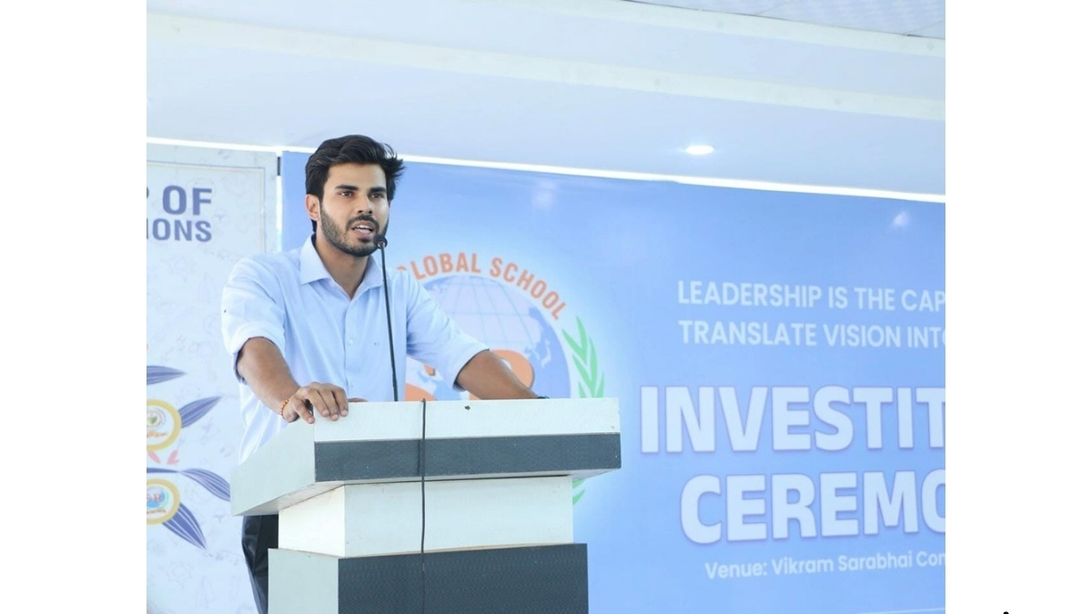 Books Over Banners: Lucknow’s Youth Must Focus on Education for a Stronger Future – Piyush Singh Chauhan” VC of SRGI