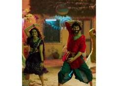 Ghis Ghis song out: Akshay Kumar, Bhojpuri star Akshara Singh unite for Bhojpuri track of 'Welcome to the Jungle'