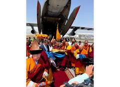 India transfers sacred relics of Lord Buddha to Mongolia for 10-day public exposition