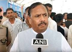 Uttarakhand: Minister Om Prakash Jamdagni inspects Rishikul registration centre following Pilgrims' complaints, seeks report within two days
