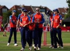 England women beat India by 26 runs; level three match-series 1-1