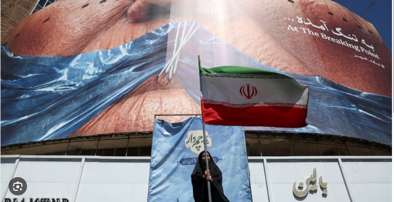 Iran’s top envoys discussing potential peace deal with Qatar PM