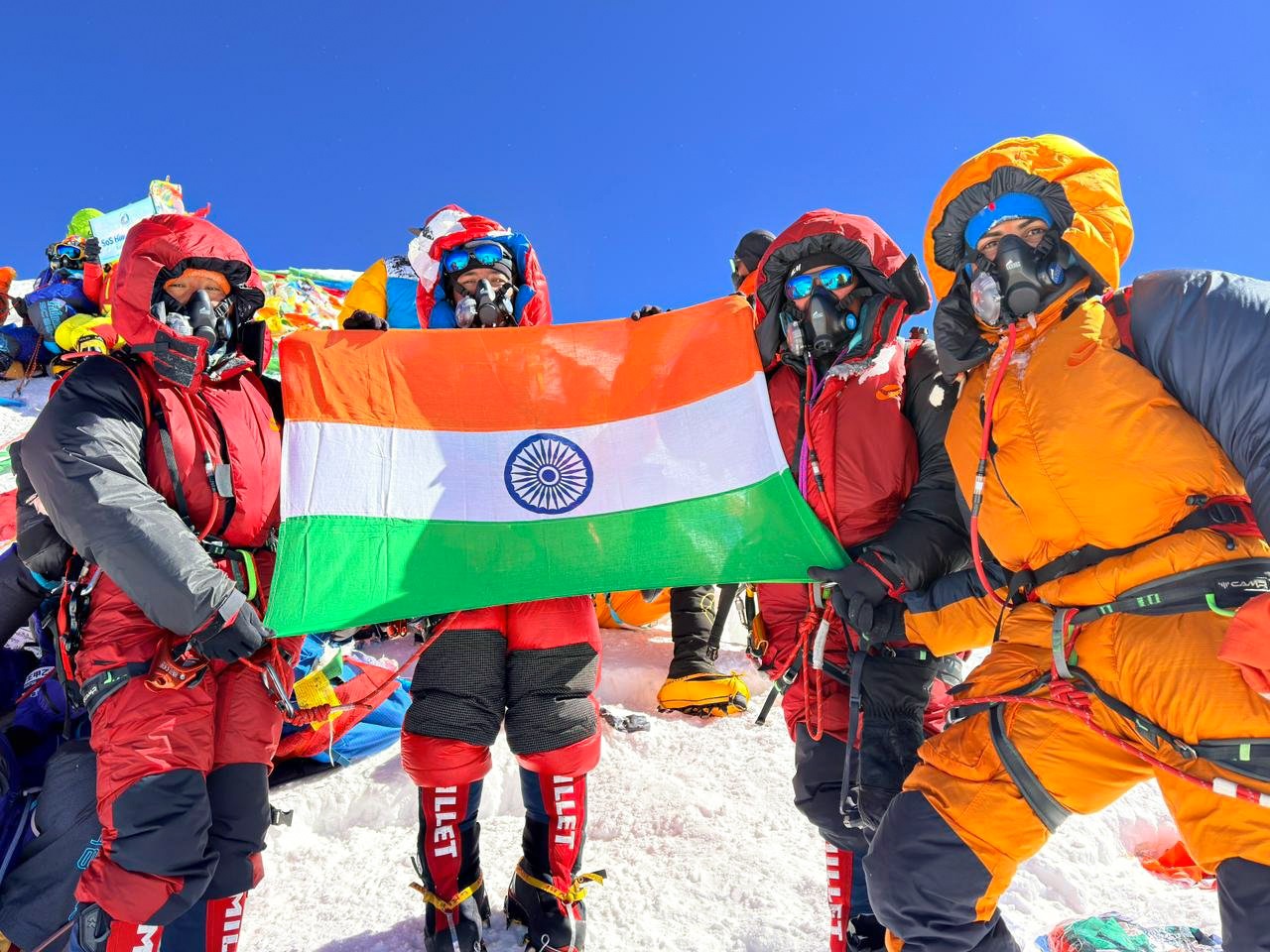 ITBP’s all-women expedition team successfully summits Everest