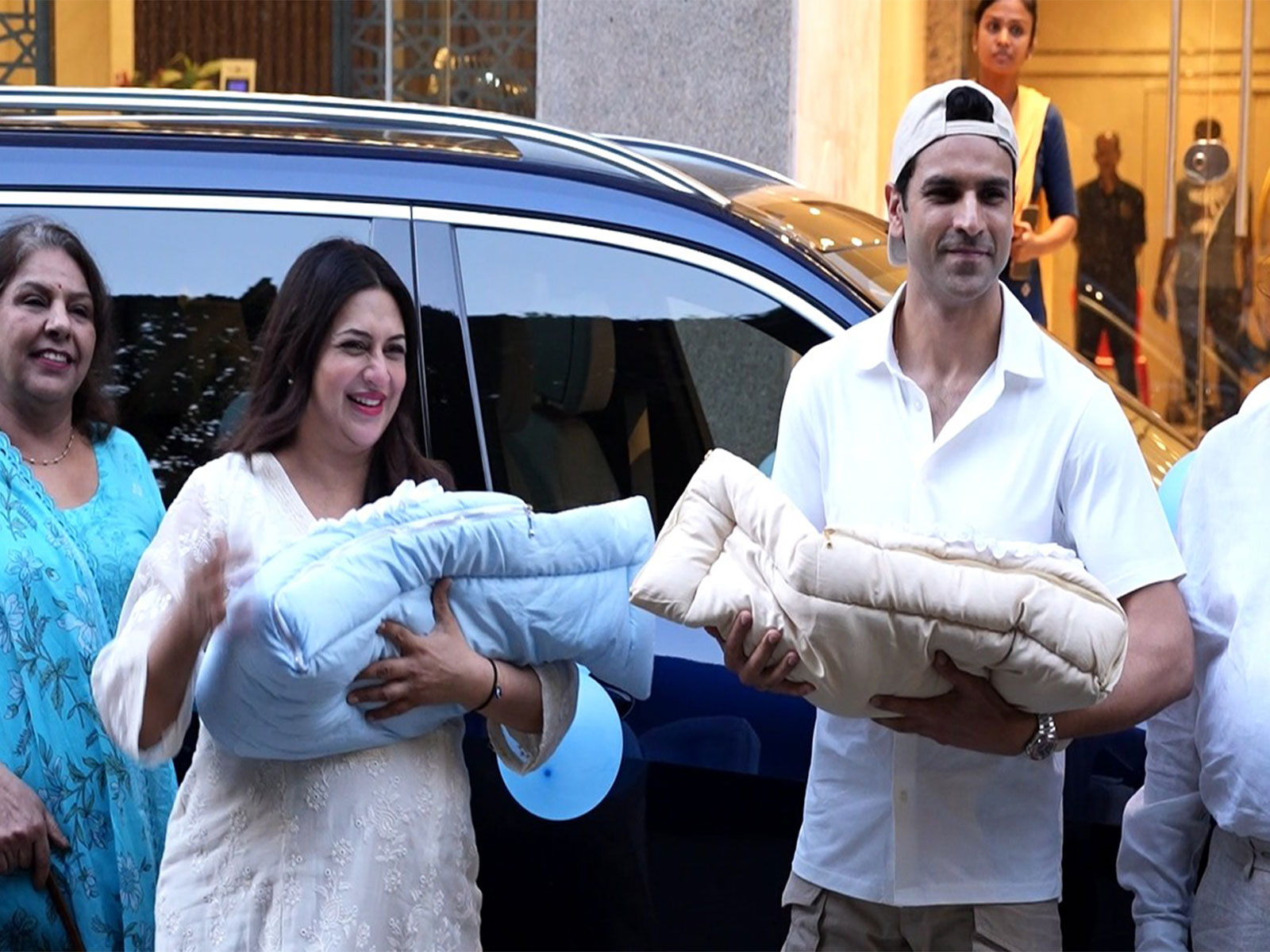  TV couple Divyanka Tripathi and Vivek Dahiya (Image source: ANI)
