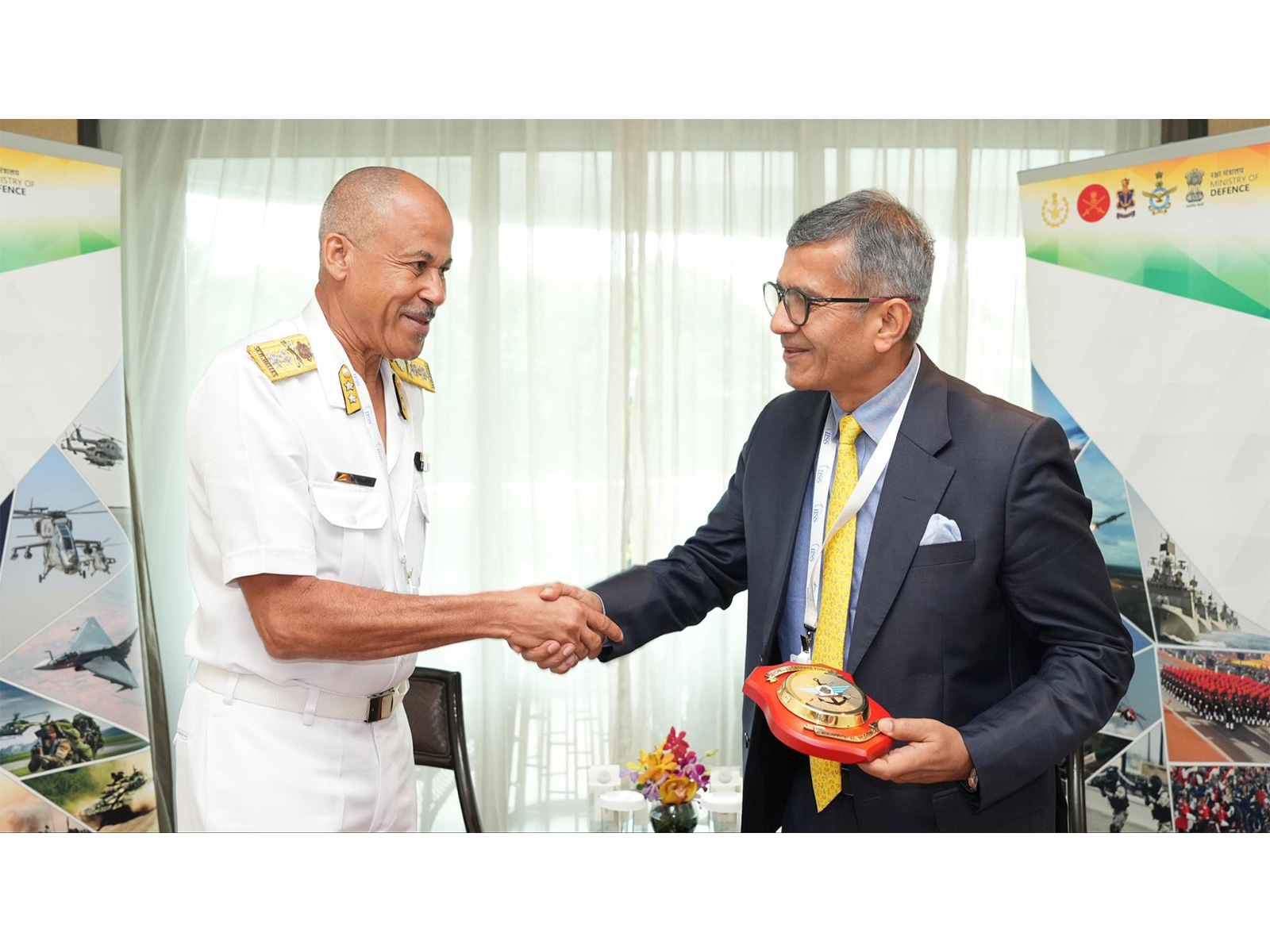 Defence Secretary Rajesh Kumar Singh with Chief of Defence Forces, Seychelles Armed Forces Major General Micheal Rosette (Photo/X/@SpokespersonMoD) Defence Secretary Rajesh Kumar Singh with Chief of Defence Forces, Seychelles Armed Forces Major General Micheal Rosette (Photo/X/@SpokespersonMoD)