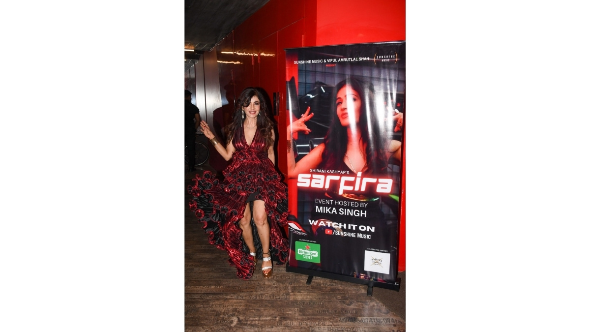 Shibani Kashyap Drops Sarfira in a Star-Packed Launch Night Hosted by Mika Singh- Vibes. Energy. Chaos: launch event hosted by Mika Singh