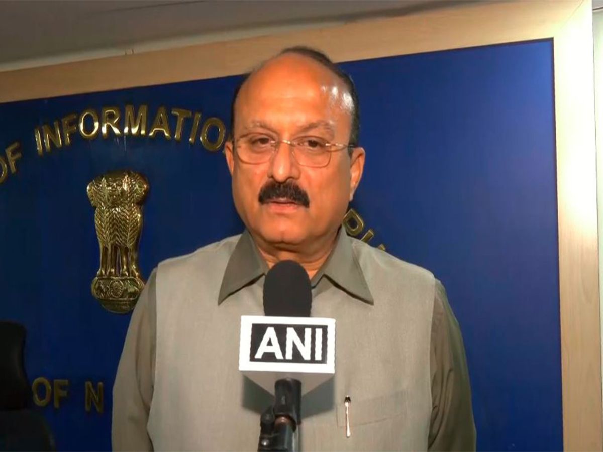 Delhi govt urged to withdraw notices over results
