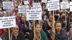 CRPF convoy faces Kuki-Zo women’s protest In Manipur