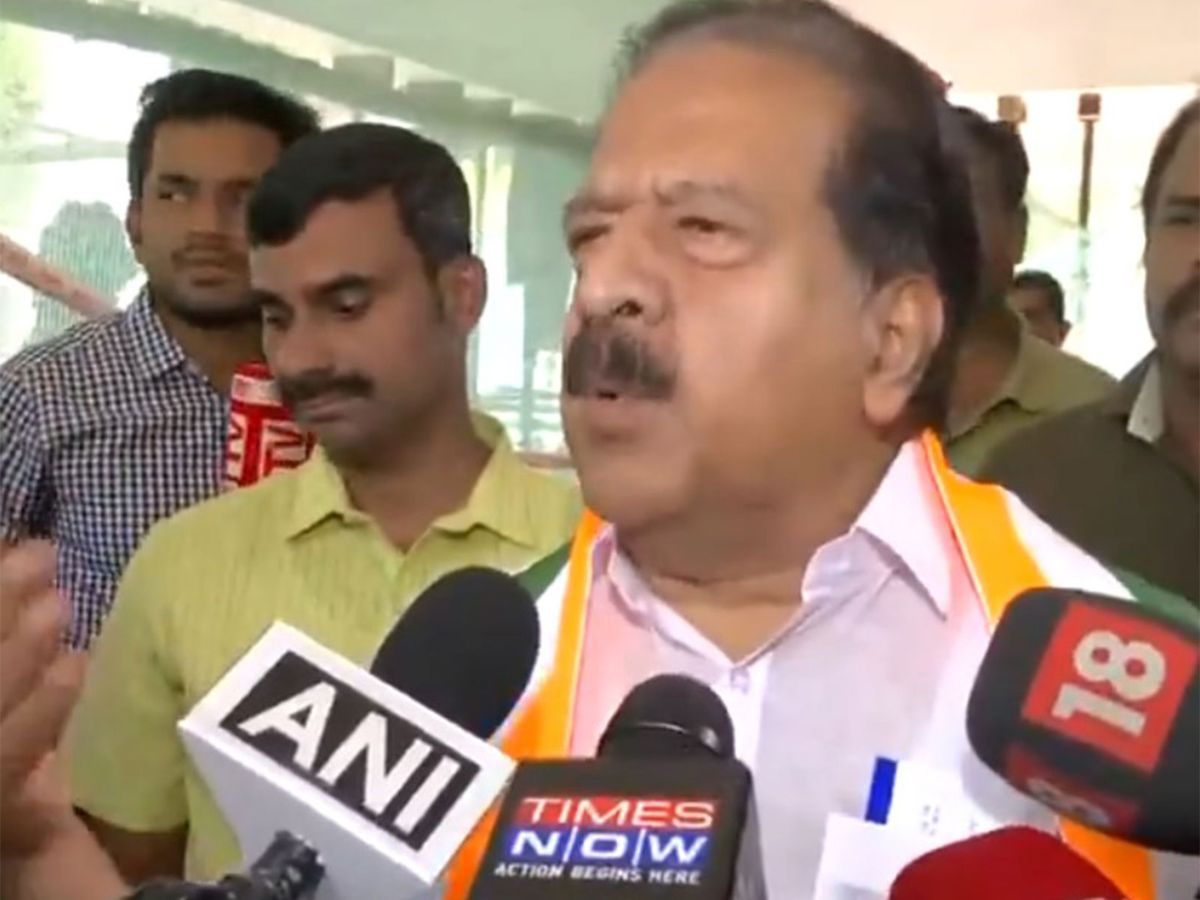 CM race in Keralam intensifies, observers meet newly elected MLAs, to submit report with leadership