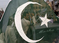 Pakistan: Delayed salaries, pensions leave Hyderabad water workers in financial crisis