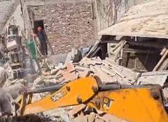 Six injured in Delhi House collapse following Cylinder blast