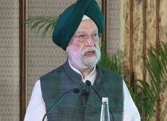 Hero MotoCorp's first flex-fuel motorcycle launched;  Hardeep Puri says such vehicles offer solution to reduce India's crude oil imports