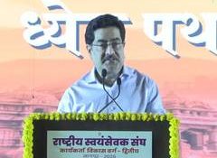 "This is India's moment despite global challenges", says Kumar Mangalam Birla