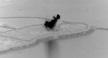 US unveils video of retaliatory strikes following interception of six Iranian missiles over Gulf