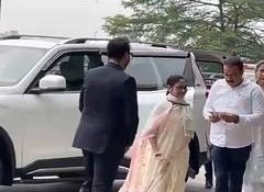 Mamata Banerjee leaves for Delhi to take part in INDIA bloc meeting