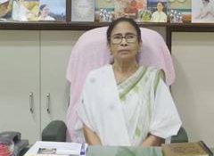 Mamata Banerjee meets Sonia Gandhi, later goes to residence of Abhishek Banerjee