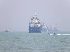 EAM Jaishankar, US Secy of State discuss "recent events" in Strait of Hormuz