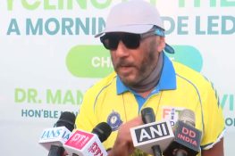 "Fitness is everything," says Jackie Shroff as he participates in Fit India Cyclothon in Mumbai