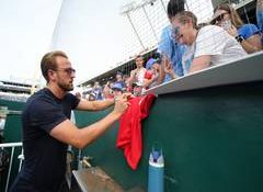 FIFA World Cup 2026: Harry Kane, England teammates spend recovery day at Kansas City Royals game