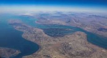 US Centcom says Iran does not control Hormuz after Tehran closes strait over Israeli strikes in Lebanon