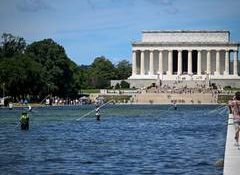 Trump says "multiple individuals" arrested for alleged vandalism of Lincoln Memorial Reflecting Pool