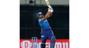 Kieron Pollard surpasses Chris Gayle to become T20 cricket's leading run-scorer