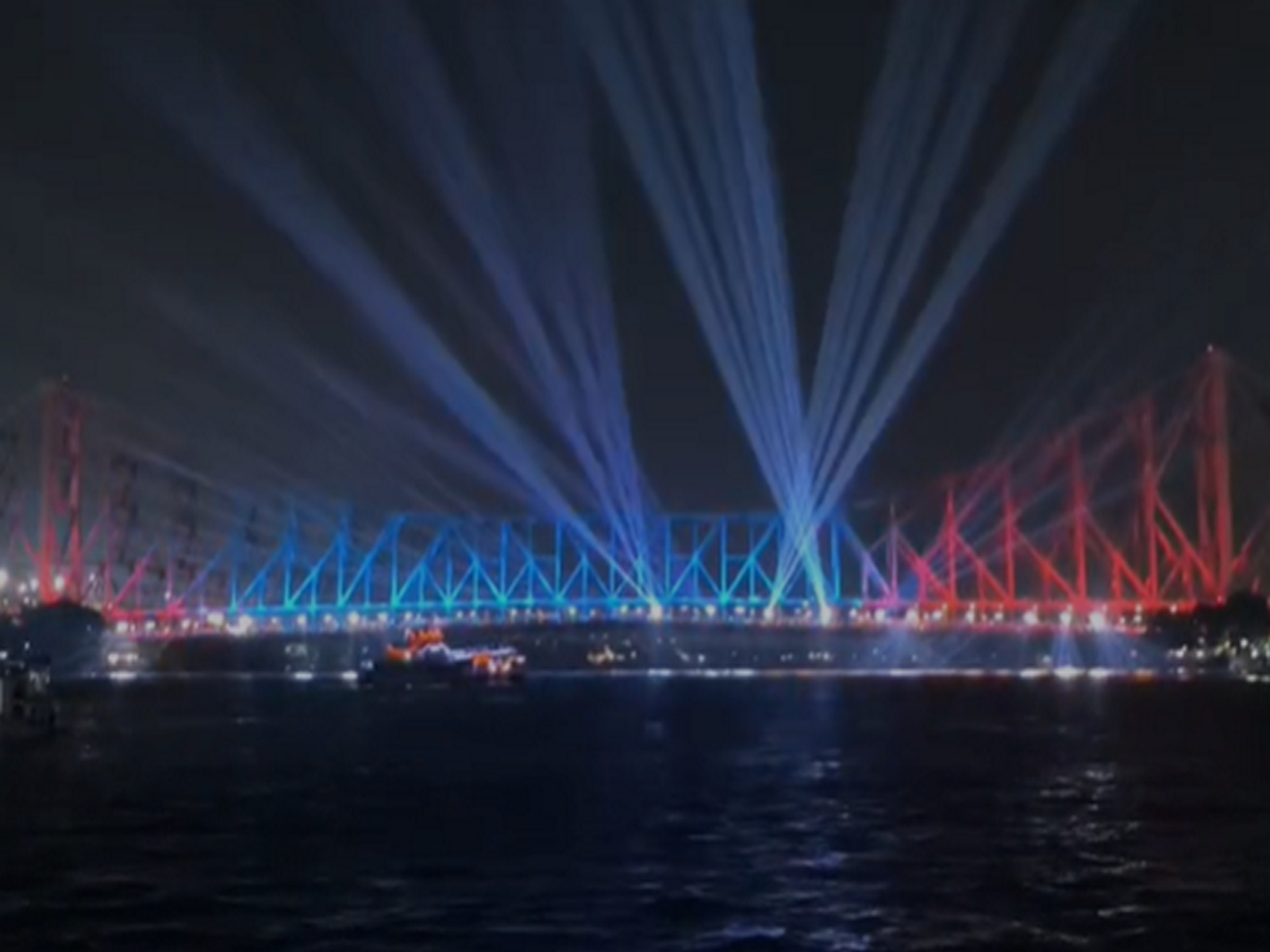 Kolkata's Howrah Bridge (Photo/ANI) Kolkata's Howrah Bridge (Photo/ANI)