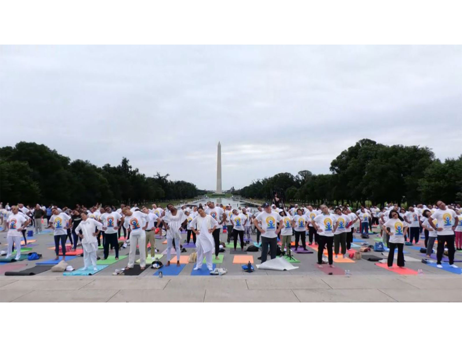 Indian Embassy hosts yoga session at Lincoln Memorial in Washington DC ahead of International Yoga Day (Photo/ANI) Indian Embassy hosts yoga session at Lincoln Memorial in Washington DC ahead of International Yoga Day (Photo/ANI)