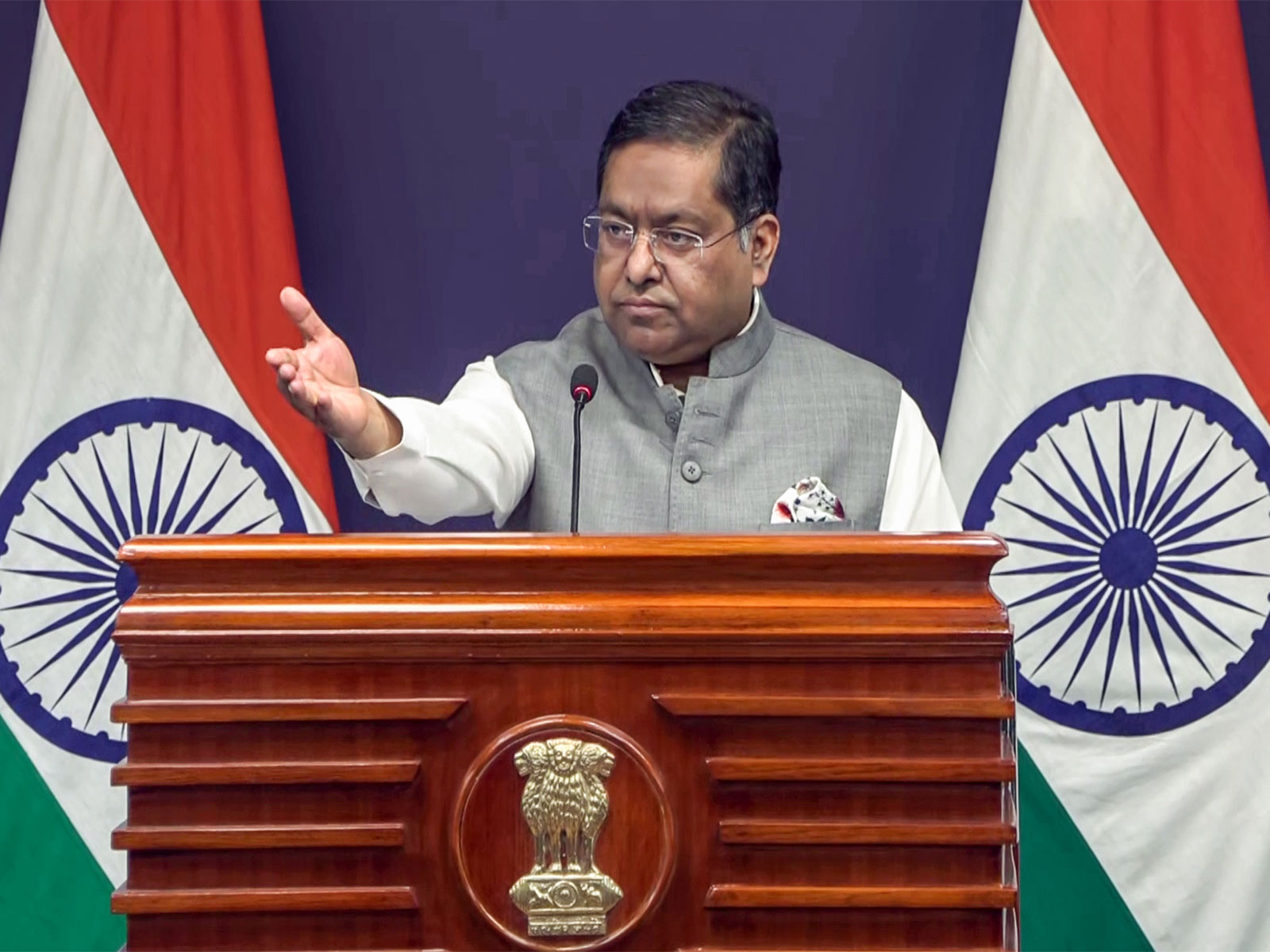 MEA slams Pakistan President’s Muslim’s threat remarks