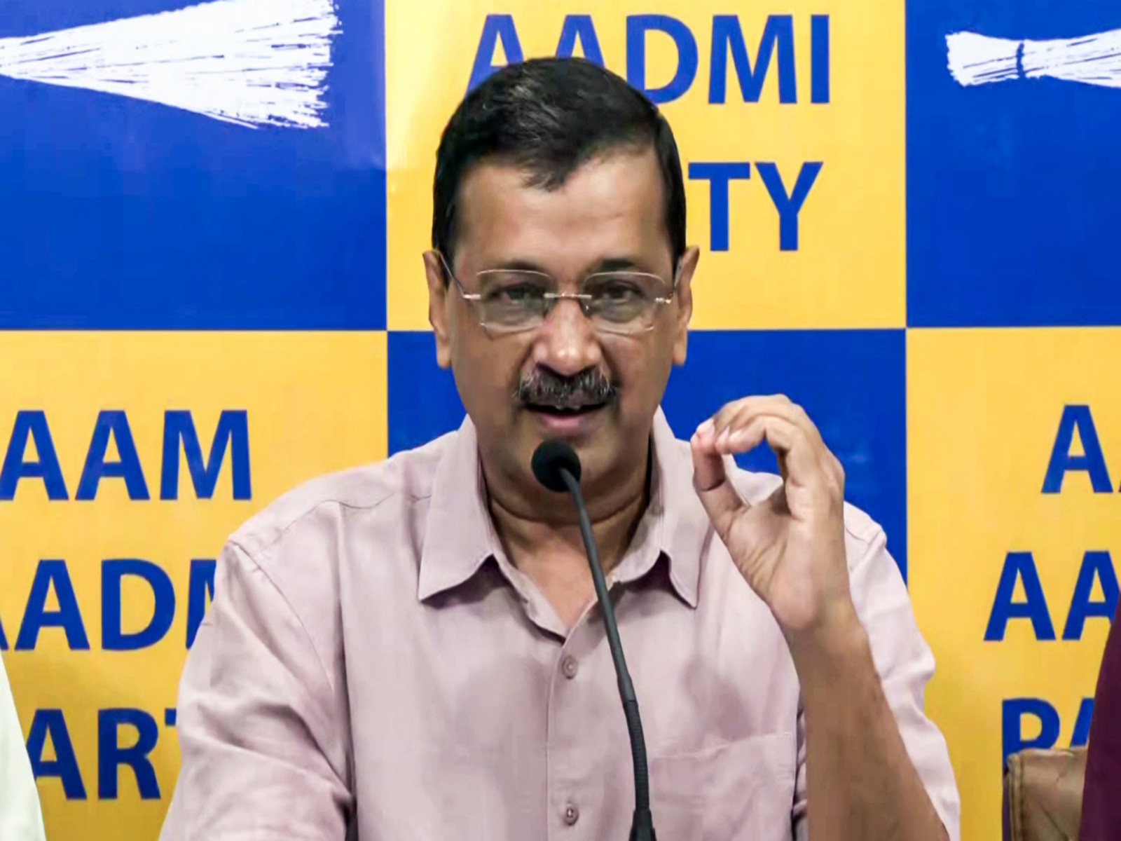 Kejriwal claims inaction on Ram temple donation row