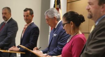 New Mexico voters choose party nominees for governor