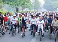 Union Sports Minister Mansukh Mandaviya leads 80th Fit India Sundays on Cycle in New Delhi