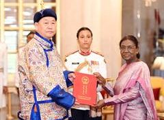Envoys of six nations present their credentials to President Murmu