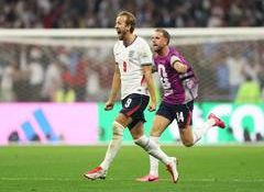 FIFA World Cup 2026: Hurst praises Bellingham, Kane as England reach QFs